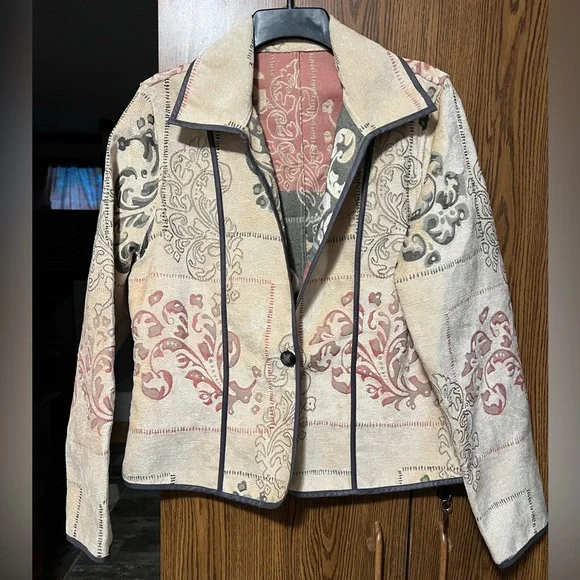 Vintage reversible jacket, tapestry women’s size S - Picture 1 of 6